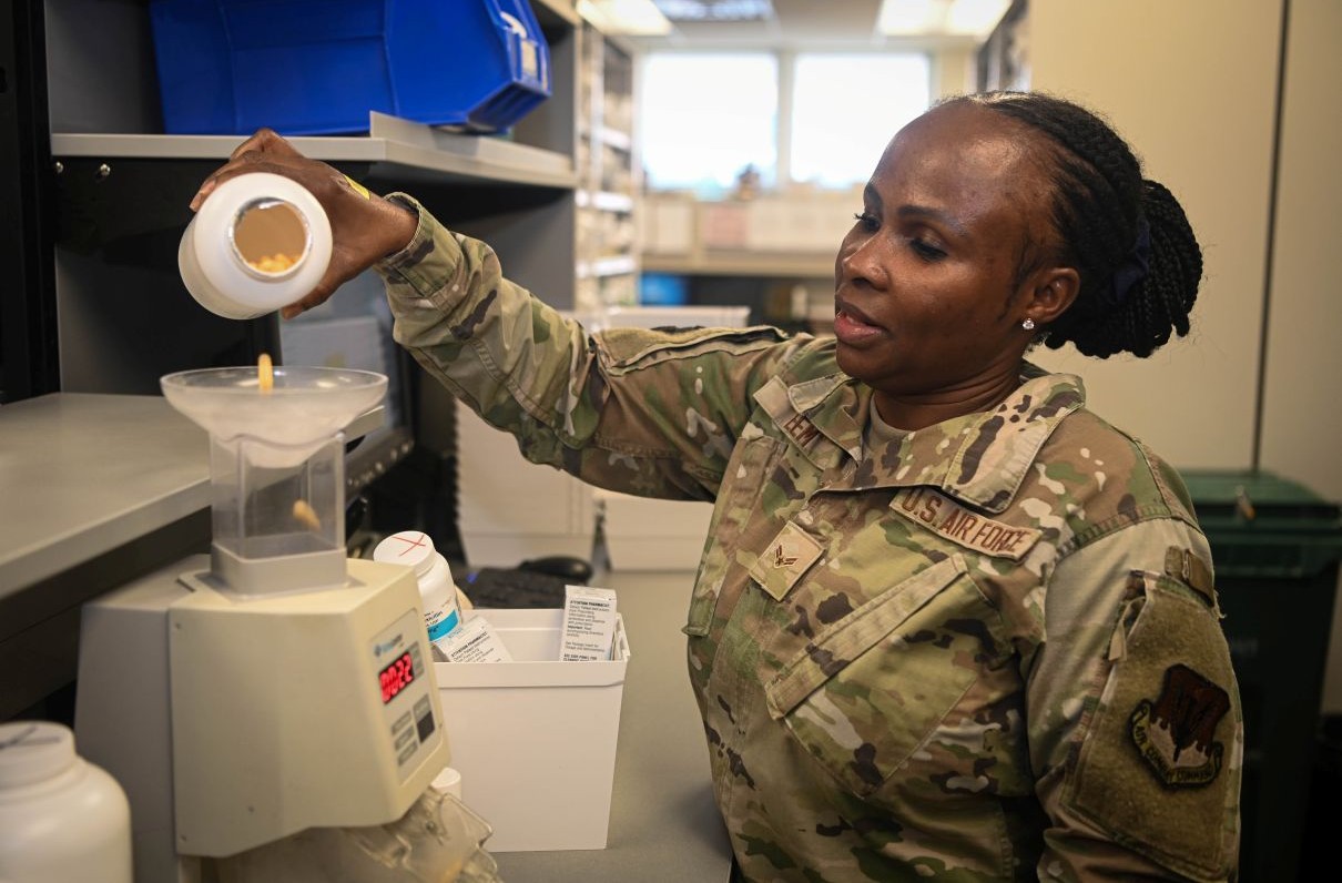 airman-pharmacy-tricare-guide-h.jpg